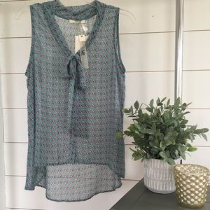 Boutique Top, NWT
